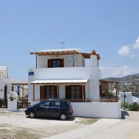 Margarita And Chara Guest house *